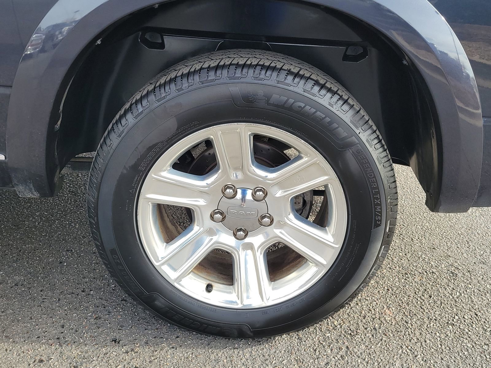 Used 2016 RAM 1500 Limited image 13