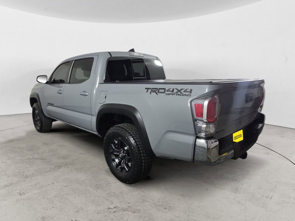 Used 2021 Toyota Tacoma TRD Off-Road image 3