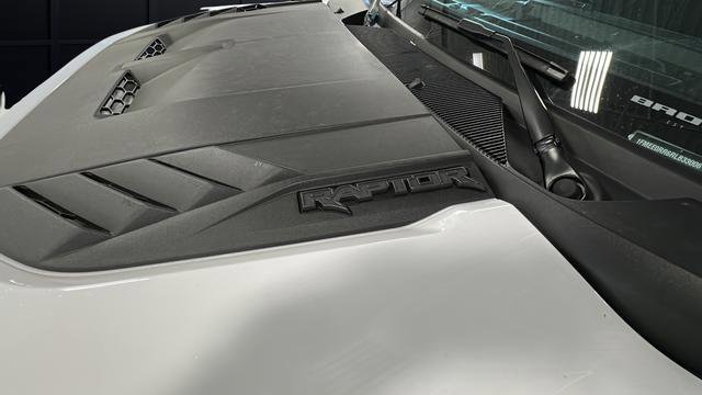 Used 2024 Ford Bronco Raptor w/ Interior Carbon Fiber Pack 6 AWD/4WD image 42