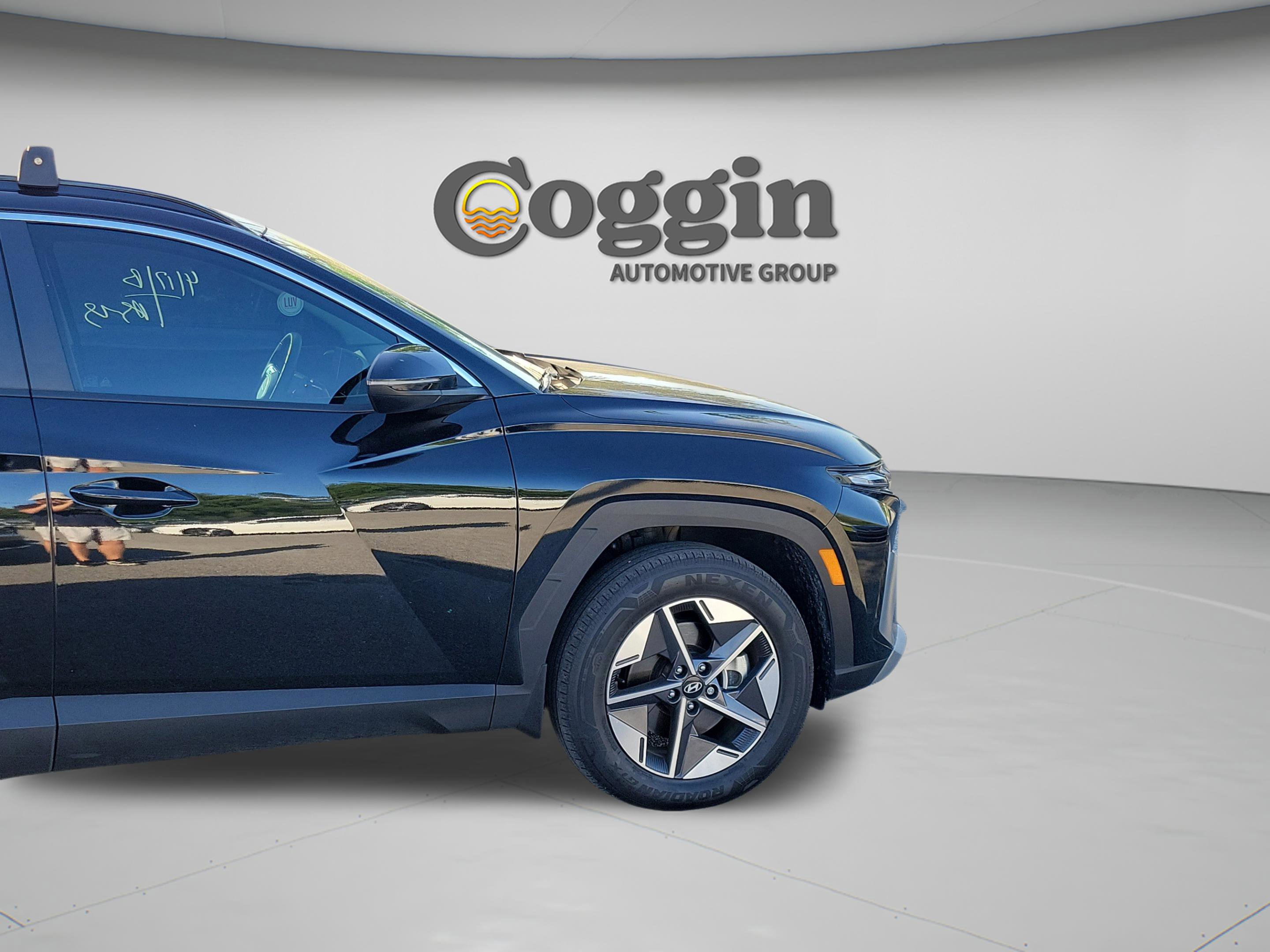 Certified 2025 Hyundai Tucson SEL AWD/4WD image 13