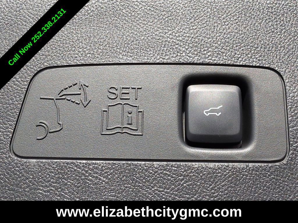 Used 2025 Lincoln Corsair Reserve w/ Equipment Group 202A image 15