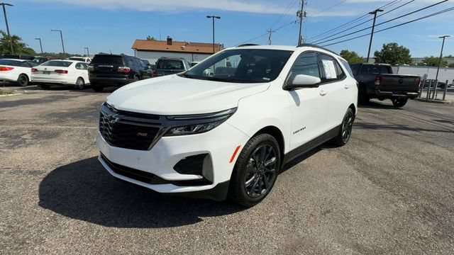 Used 2023 Chevrolet Equinox RS FWD image 4