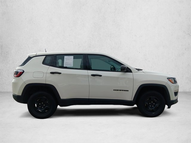Used 2019 Jeep Compass Sport AWD/4WD image 4