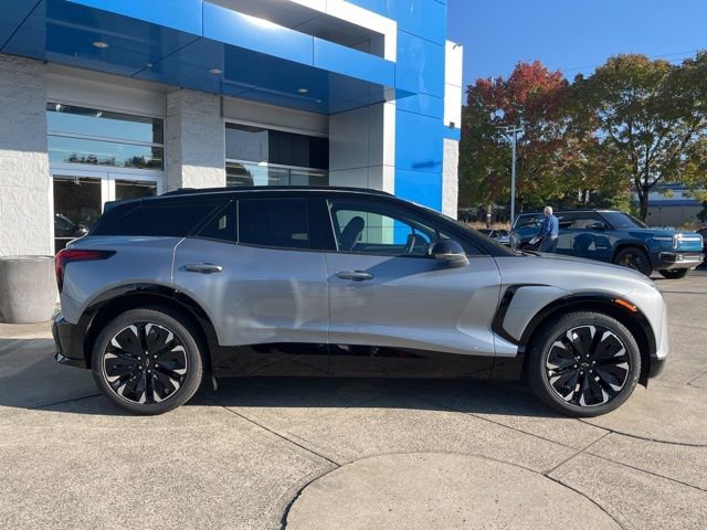 New 2026 Chevrolet Blazer EV RS image 10