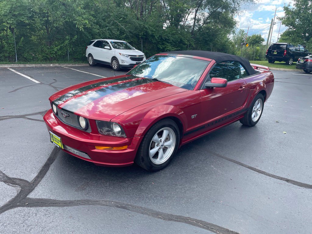 Used 2007 Ford Mustang GT RWD image 3