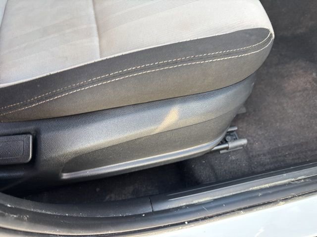 Used 2024 Hyundai Venue SEL image 37