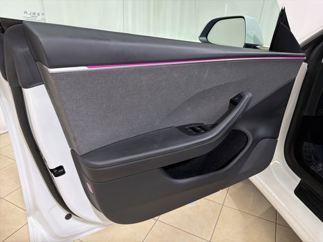 Used 2025 Tesla Model 3 Long Range RWD image 9