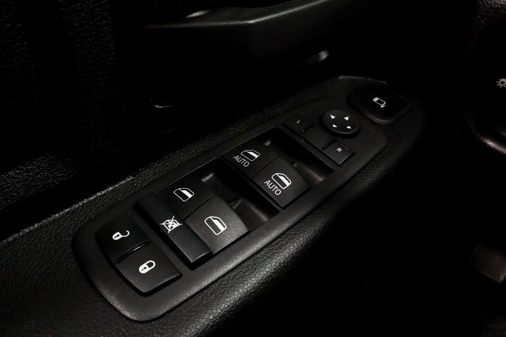 Used 2024 RAM 3500 Tradesman image 25