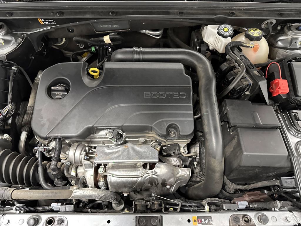 Used 2024 Chevrolet Malibu LT image 35