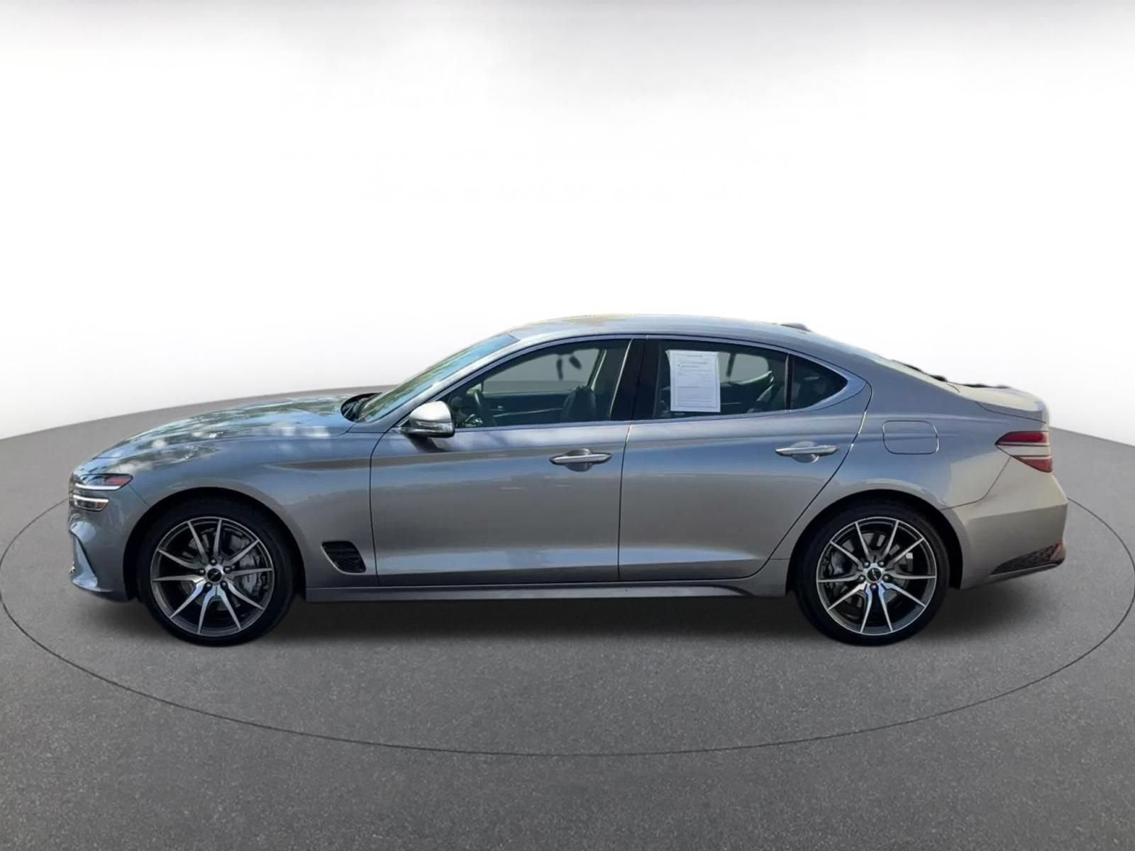Used 2026 Genesis G70 2.5T RWD image 9