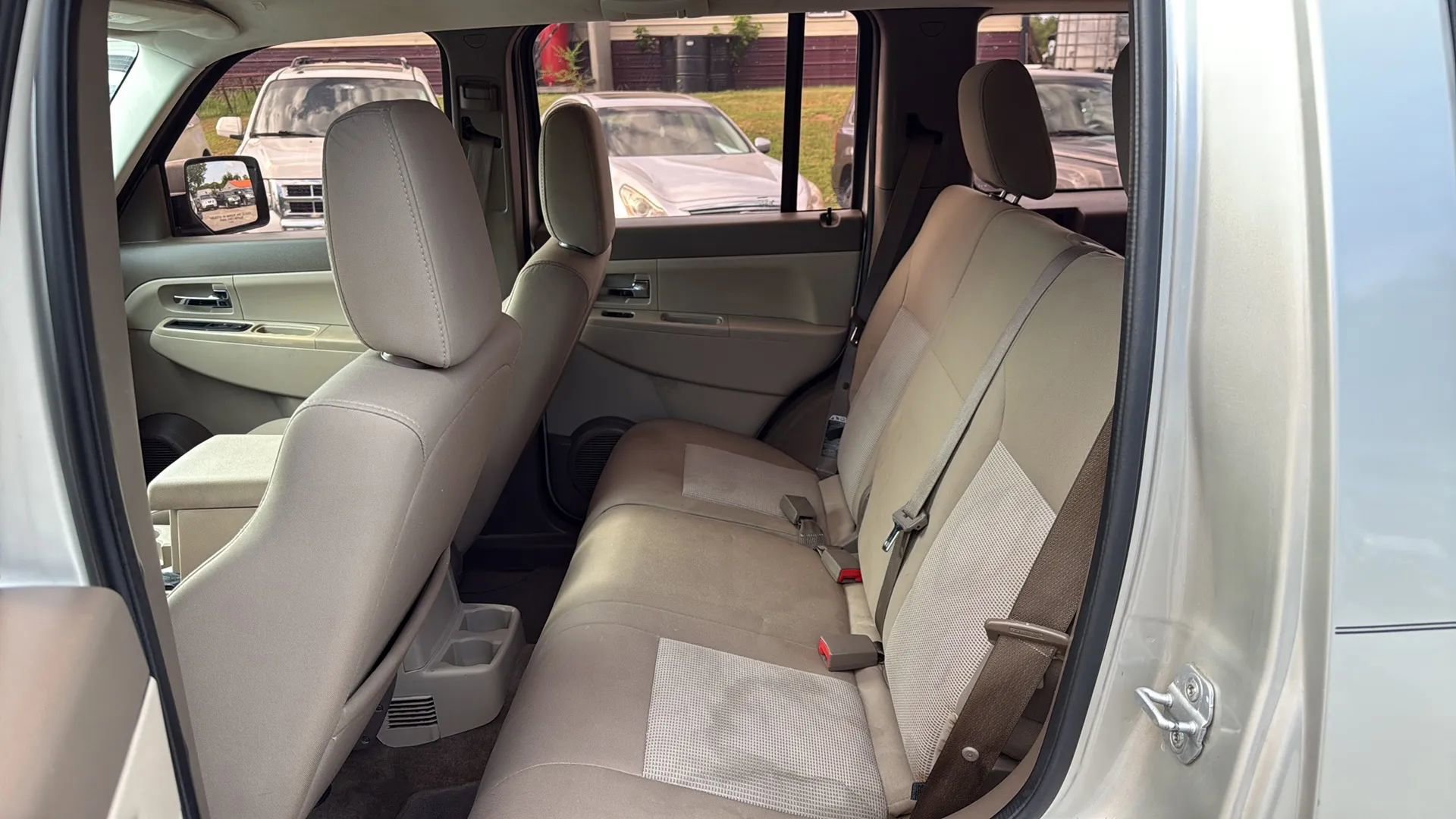 Used 2009 Jeep Liberty Sport image 8