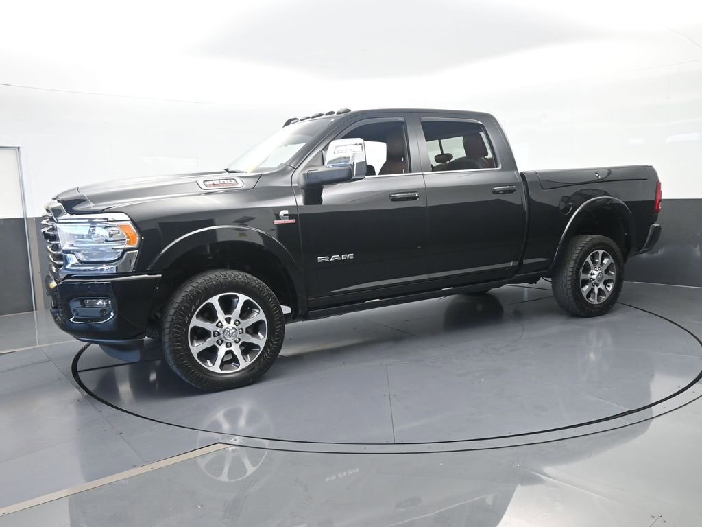 Used 2024 RAM 2500 Limited AWD/4WD image 2