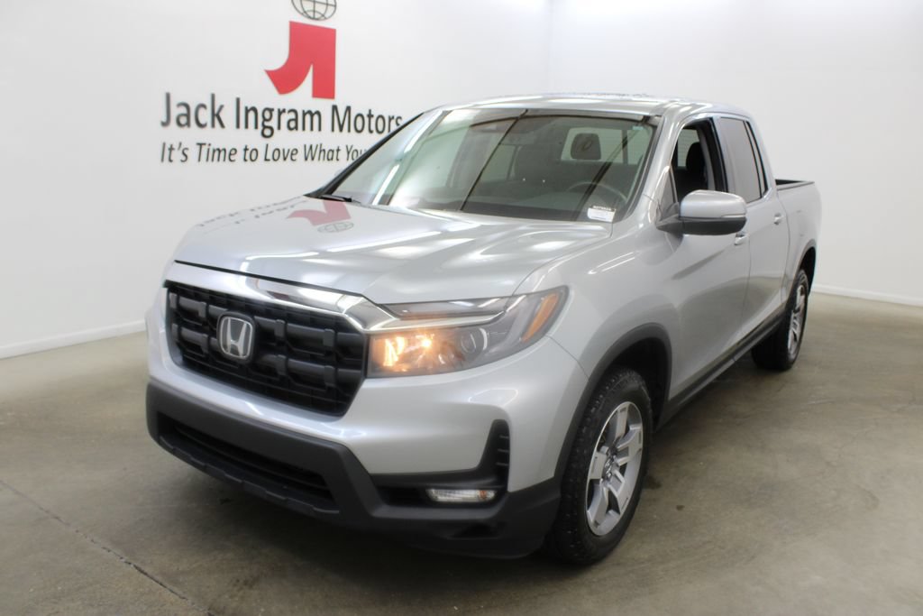 Used 2025 Honda Ridgeline RTL image 2