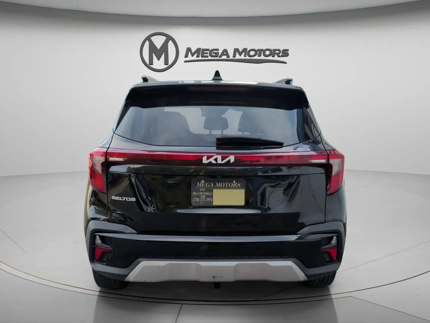 Used 2024 Kia Seltos EX image 4