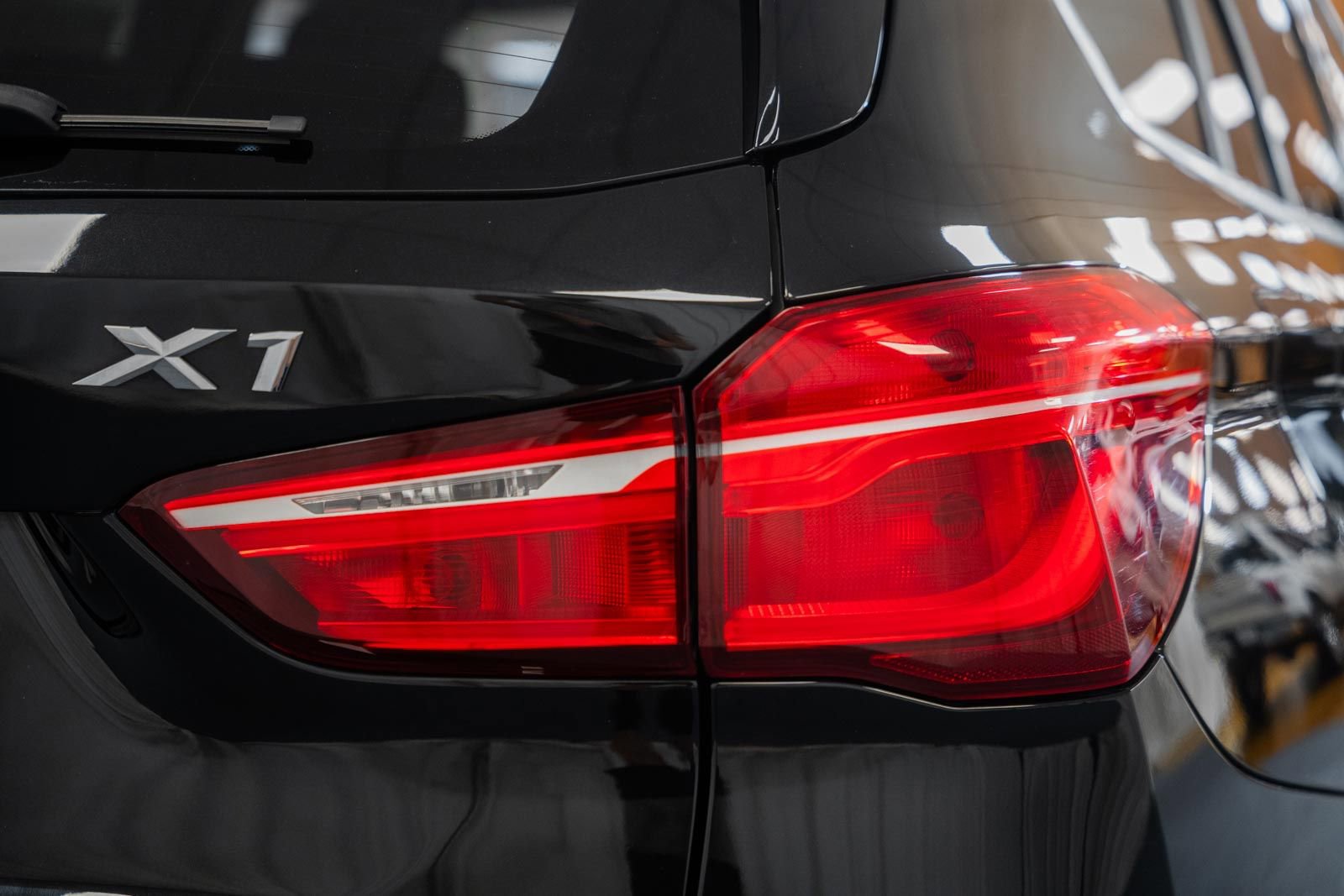 Used 2017 BMW X1 xDrive28i AWD/4WD image 7