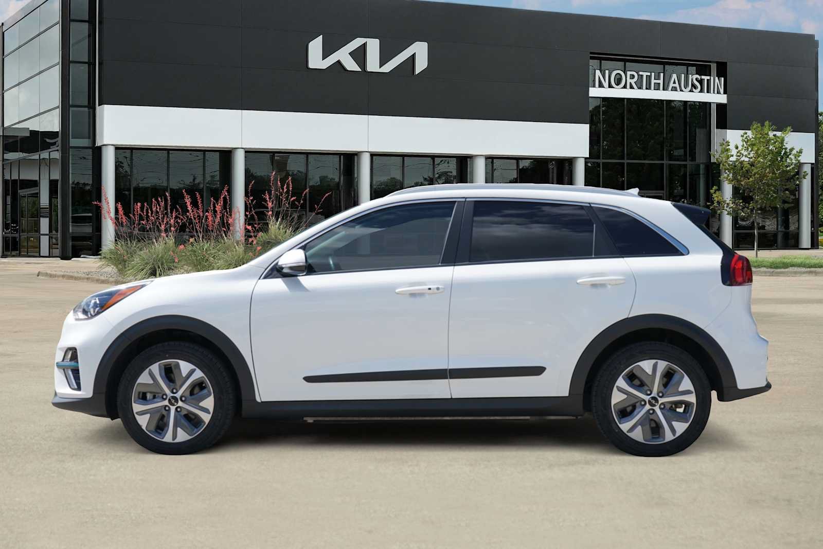 Certified 2022 Kia Niro EX Premium FWD image 3