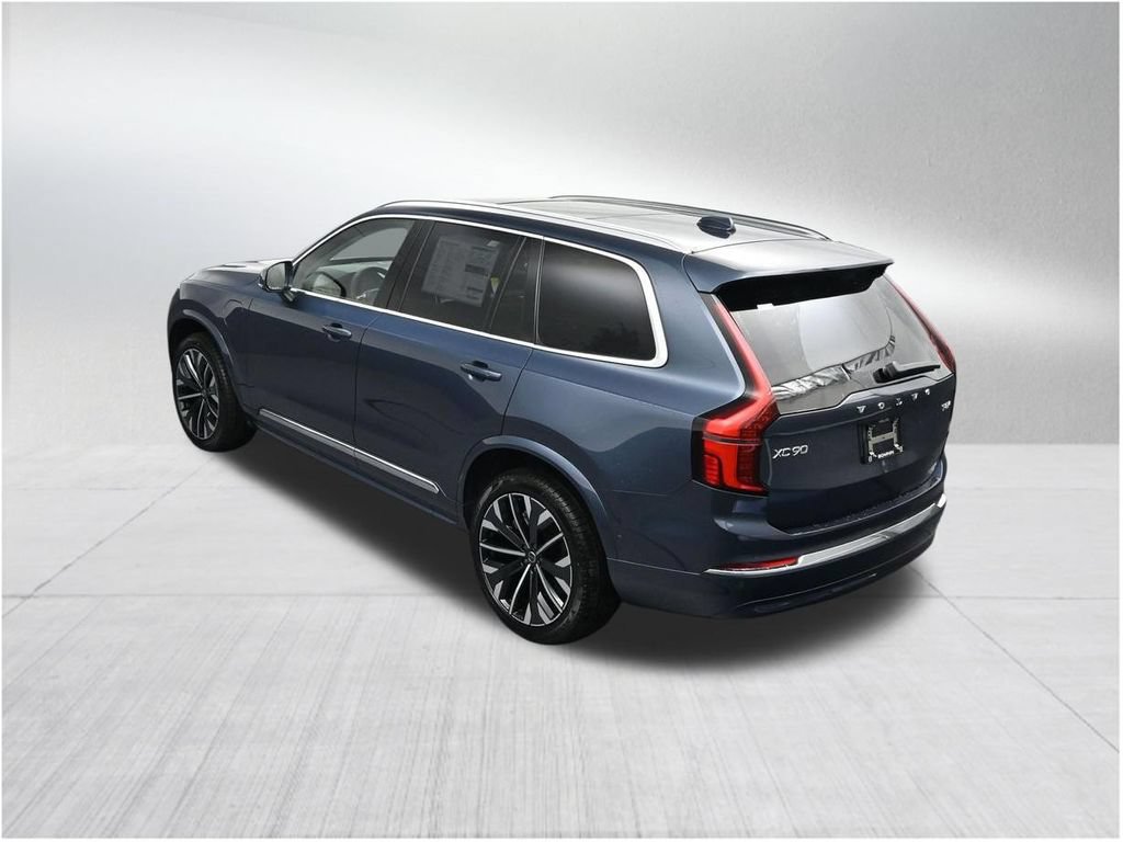 New 2026 Volvo XC90 T8 Plus AWD/4WD image 15