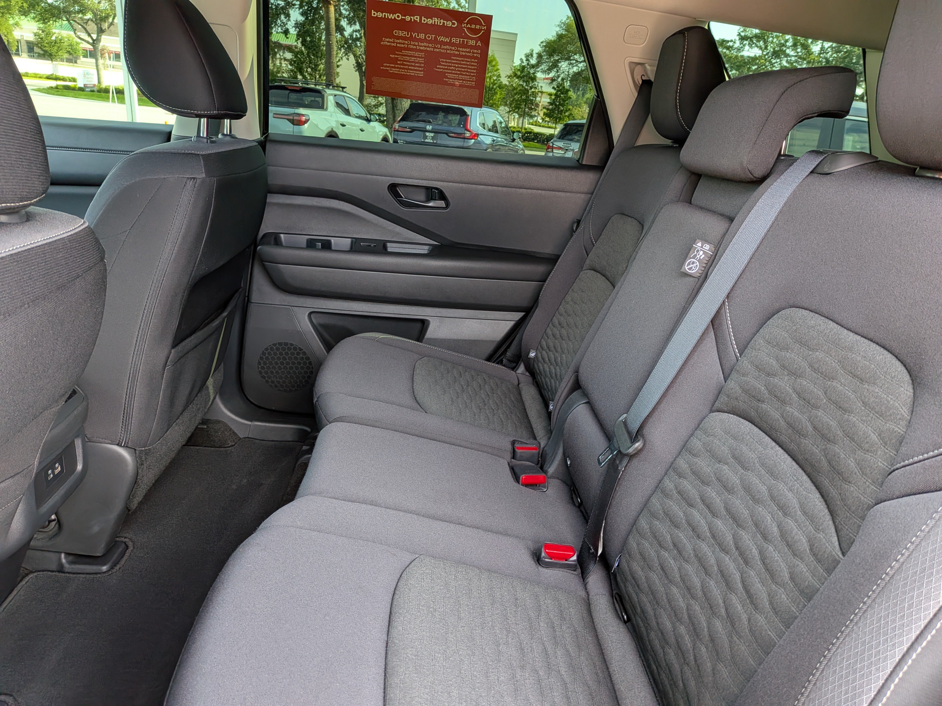 Certified 2024 Nissan Pathfinder SV FWD image 16