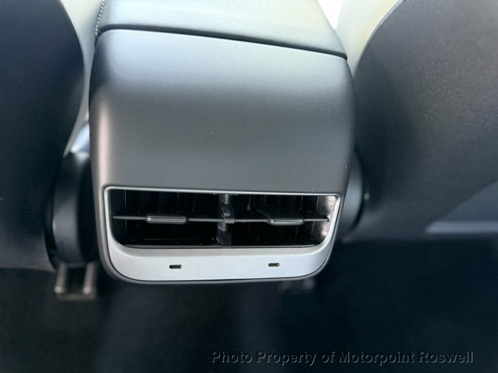 Used 2022 Tesla Model 3 Long Range AWD/4WD image 16