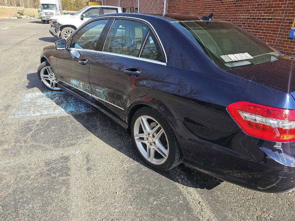 Used 2013 Mercedes-Benz E 350 4MATIC Sedan image 10