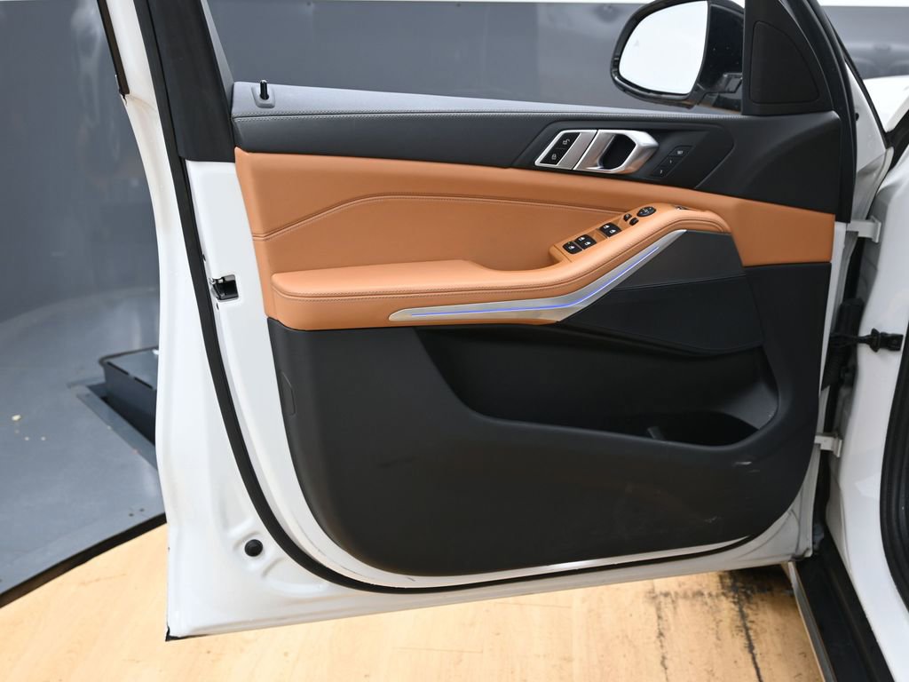 Used 2022 BMW X5 xDrive40i image 40