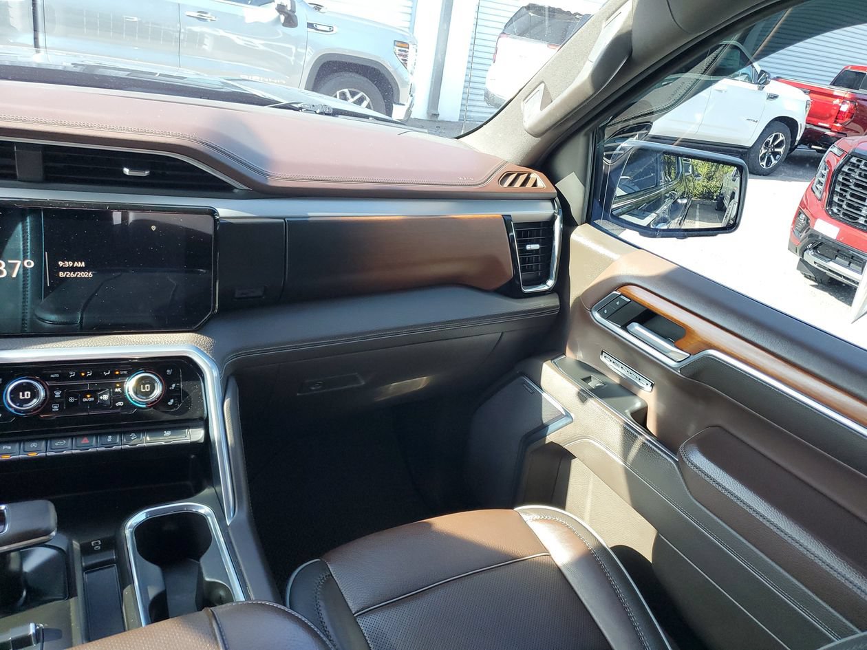 Used 2023 GMC Sierra 1500 Denali w/ Denali Reserve Package AWD/4WD image 15