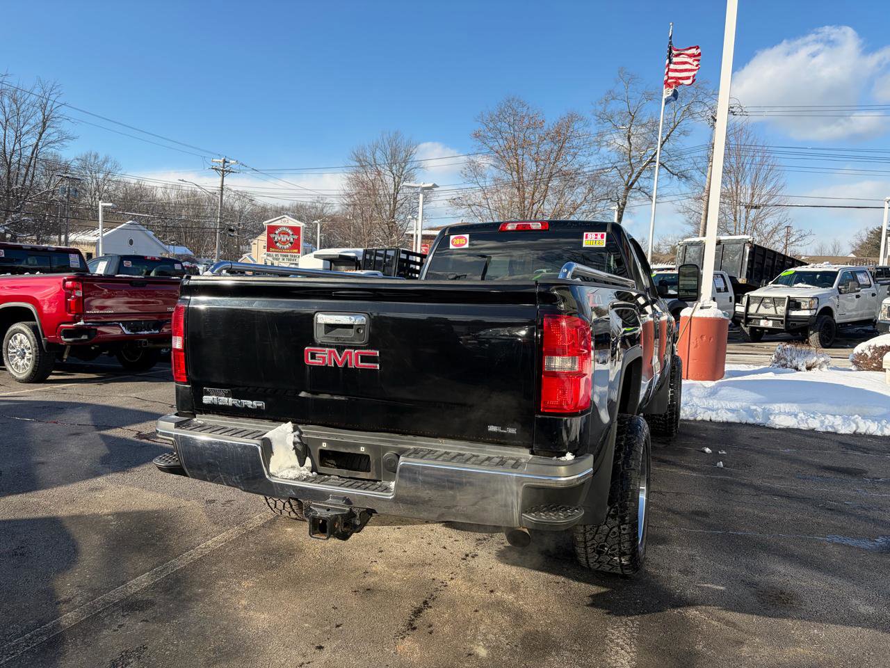 Used 2015 GMC Sierra 2500 SLE w/ SLE Preferred Package image 8