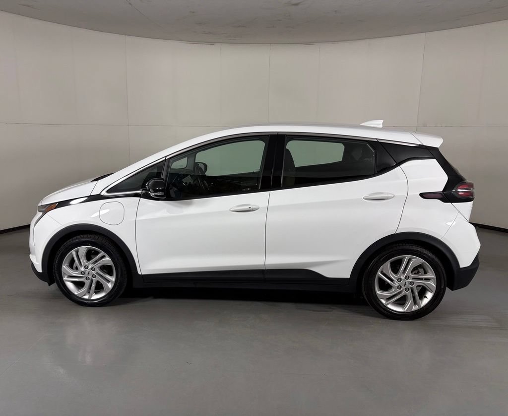 Certified 2023 Chevrolet Bolt LT w/ Driver Confidence Package FWD image 6