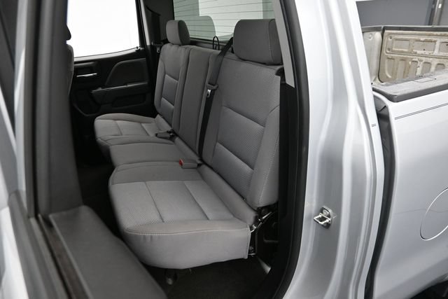 Used 2018 Chevrolet Silverado 1500 Custom w/ Custom Value Package RWD image 25