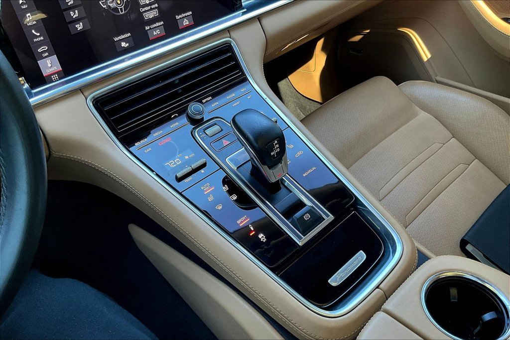 Used 2020 Porsche Panamera w/ Premium Package Plus RWD image 17