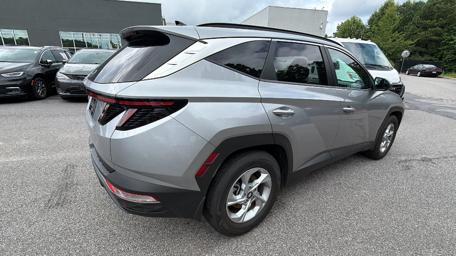 Used 2022 Hyundai Tucson SEL w/ Cargo Package FWD image 8