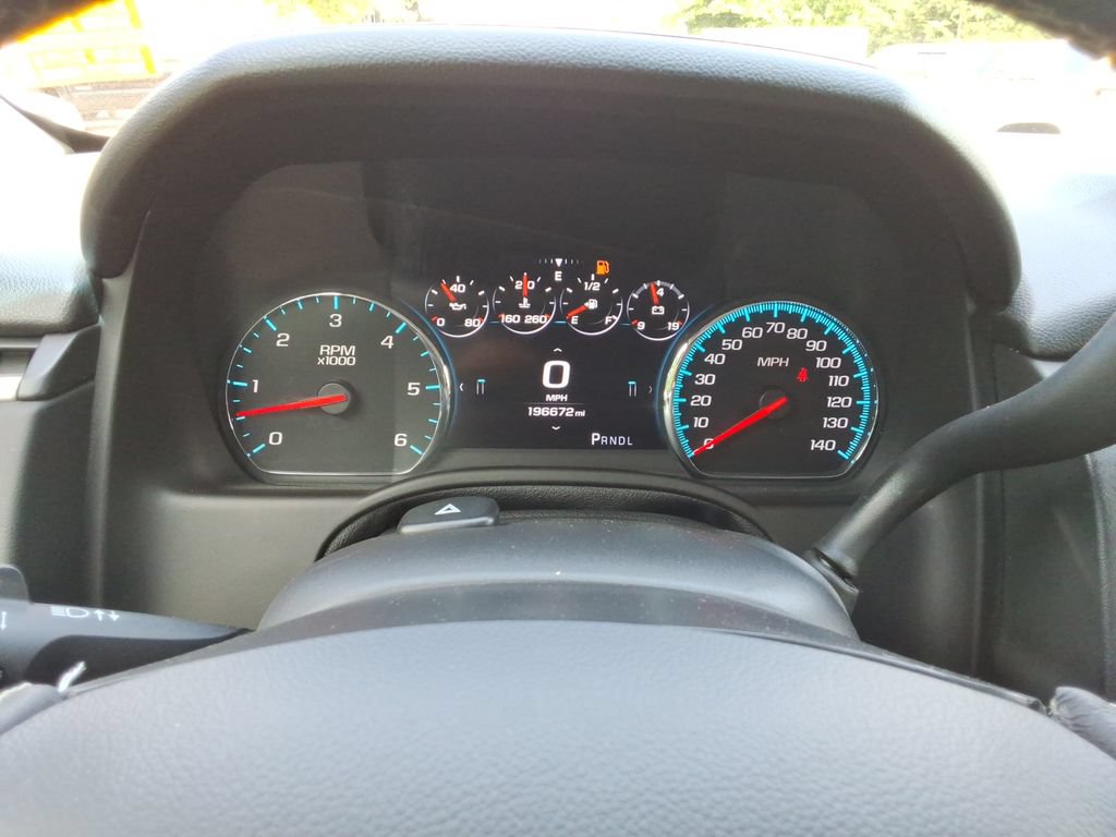 Used 2017 GMC Yukon XL SLT RWD image 29