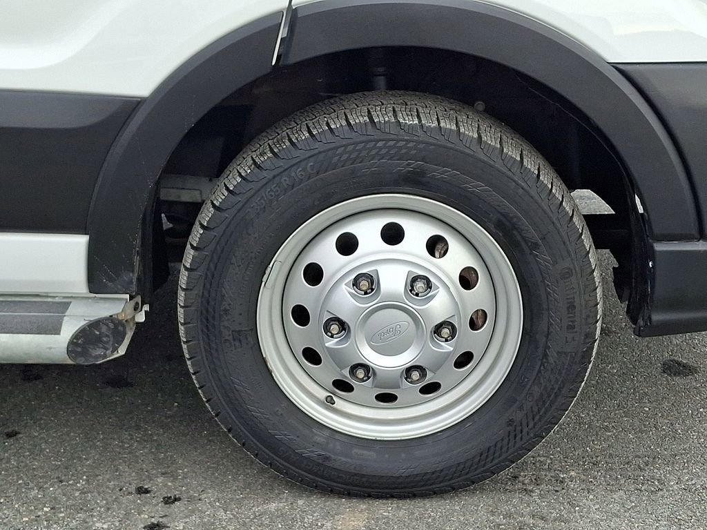 Used 2023 Ford Transit 250 Low Roof AWD w/ Exterior Upgrade Package image 8