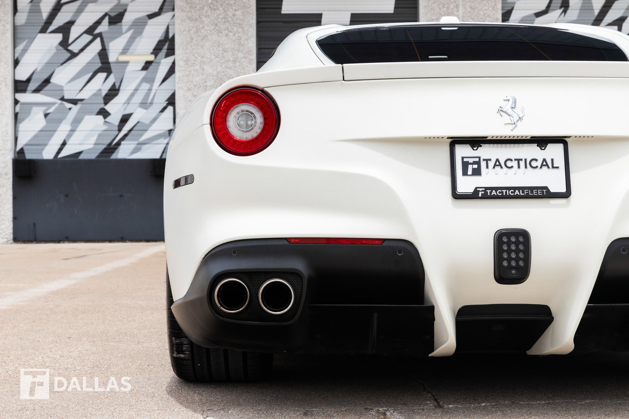 Used 2014 Ferrari F12 Berlinetta image 17