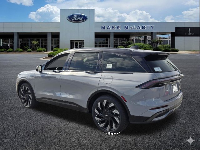New 2026 Lincoln Nautilus Reserve AWD/4WD image 3