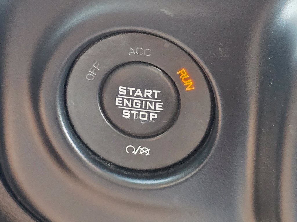 Used 2019 Jeep Wrangler Unlimited Sport AWD/4WD image 29