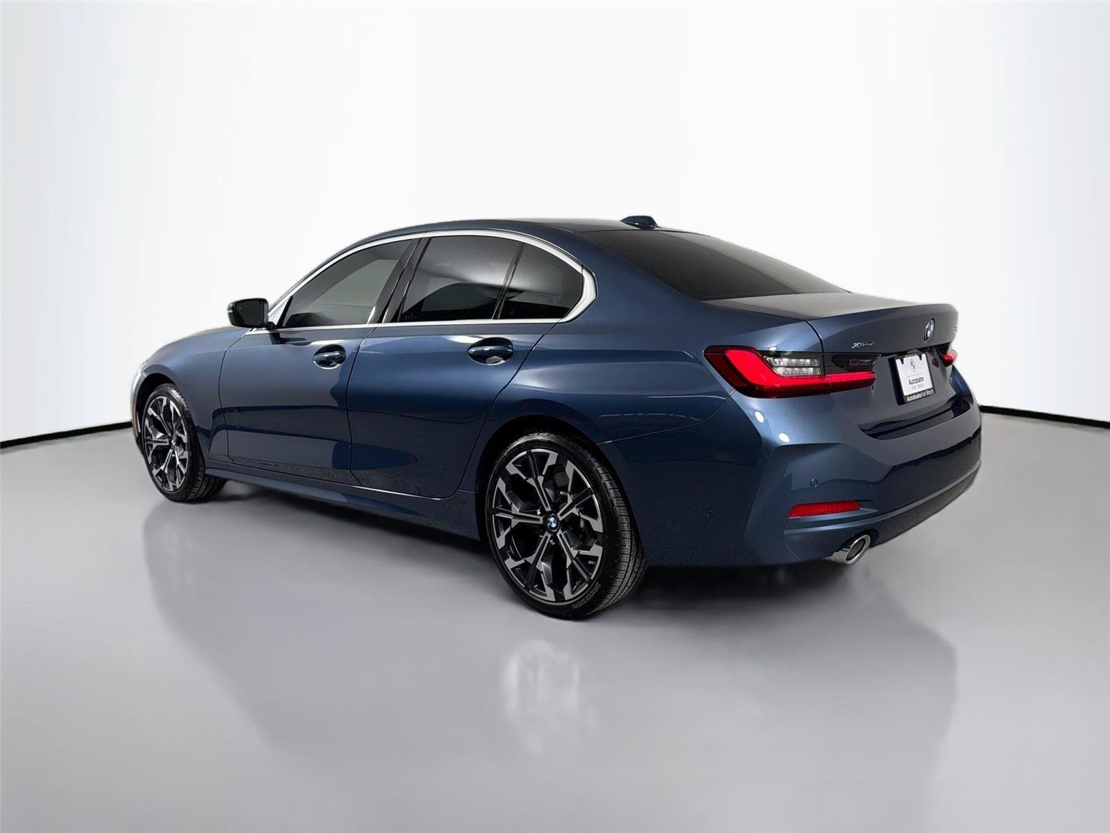 New 2026 BMW 330i xDrive Sedan w/ Premium Package AWD/4WD image 7