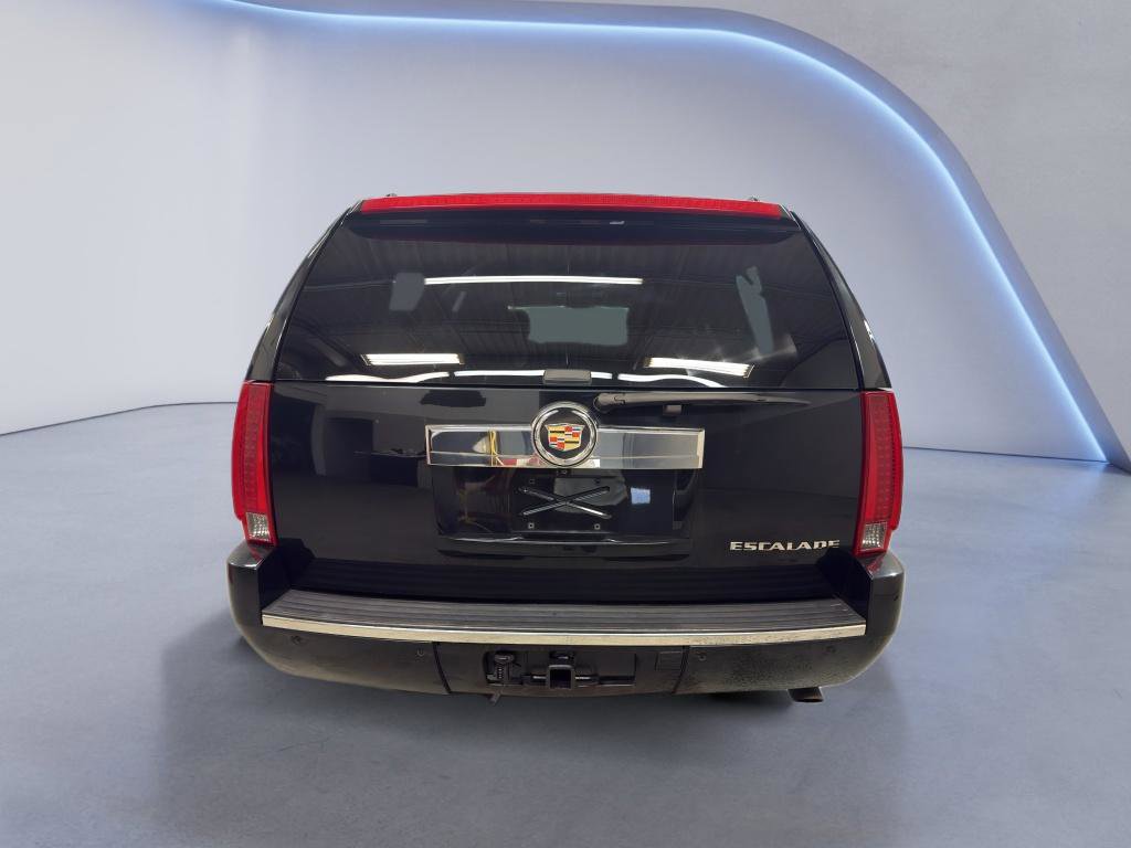Used 2013 Cadillac Escalade ESV Luxury image 5