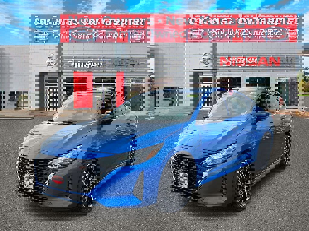 Used 2024 Nissan Sentra SR w/ SR Premium Package image 2