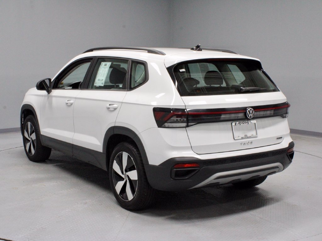 Used 2025 Volkswagen Taos S AWD/4WD image 9