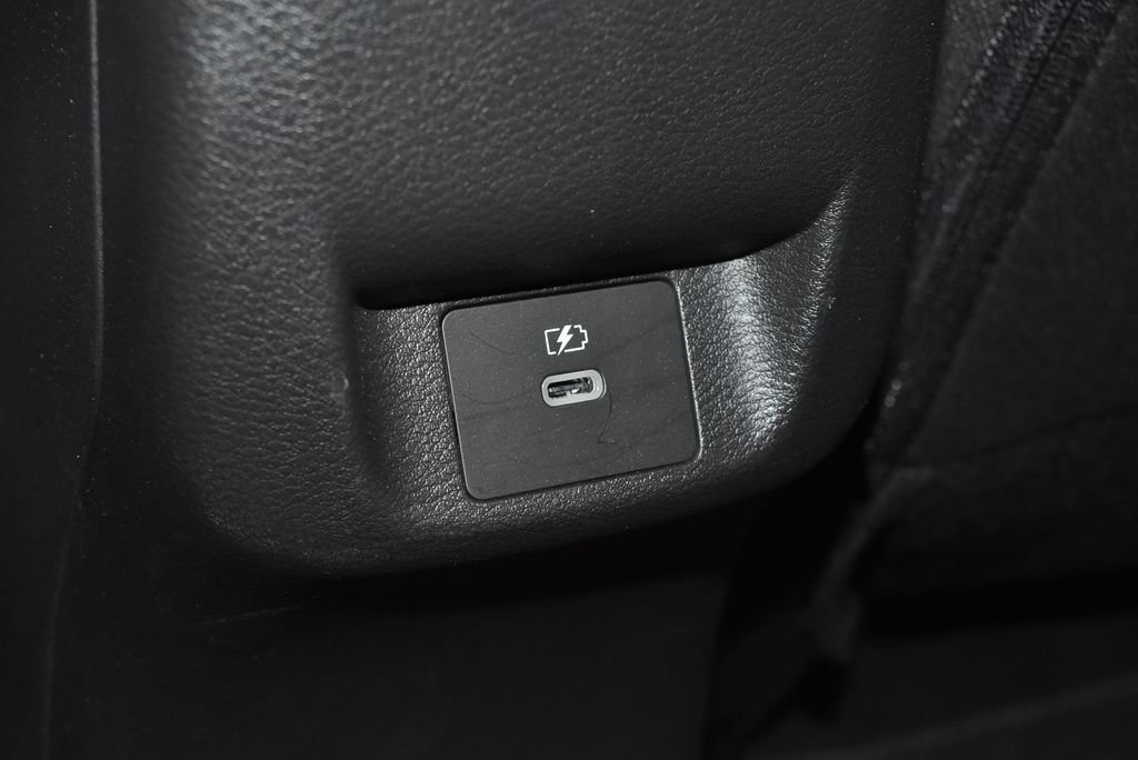 Certified 2024 Nissan Versa SR w/ Trunk Package FWD image 18
