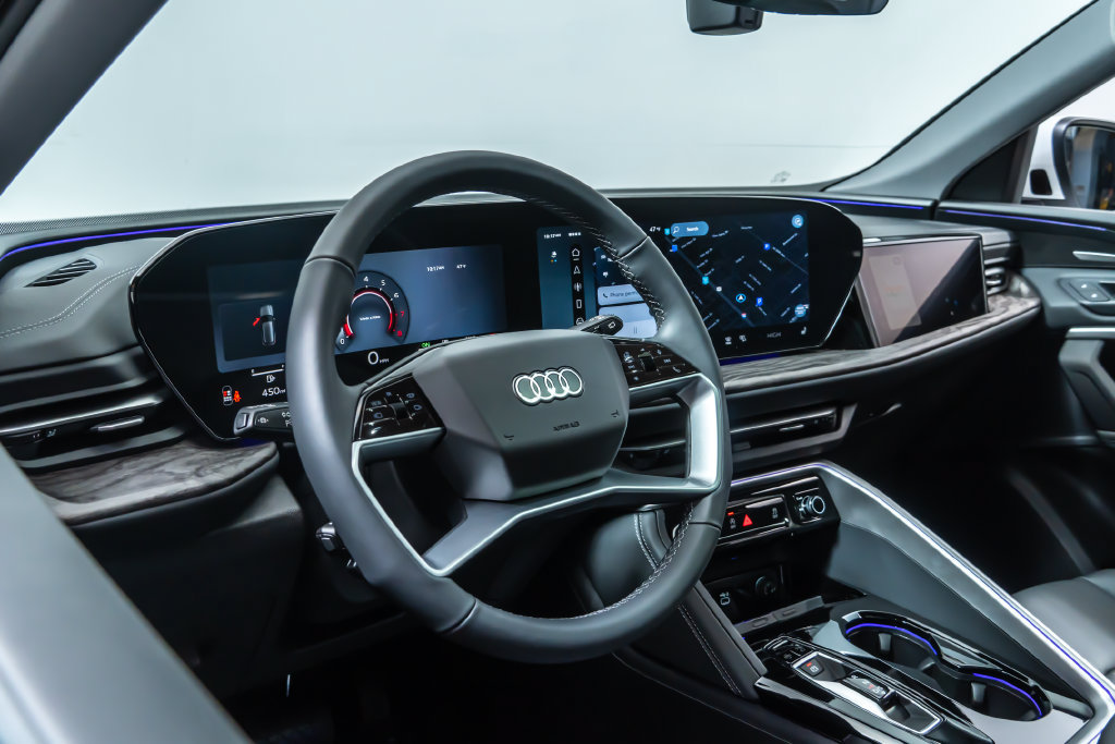 New 2026 Audi Q5 Premium Plus AWD/4WD image 4