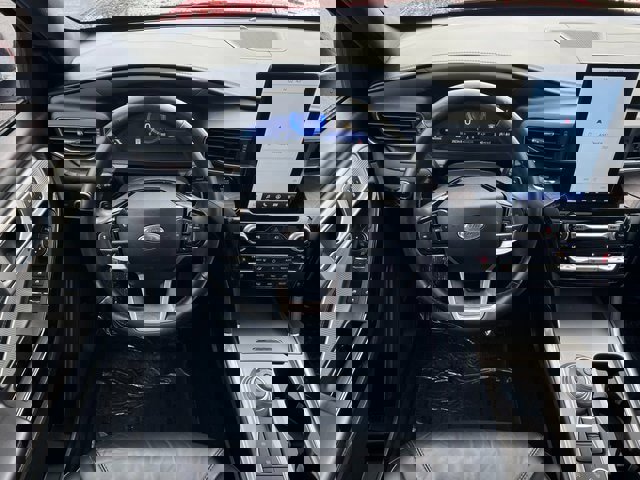 Certified 2021 Ford Explorer Platinum w/ Equipment Group 601A image 13