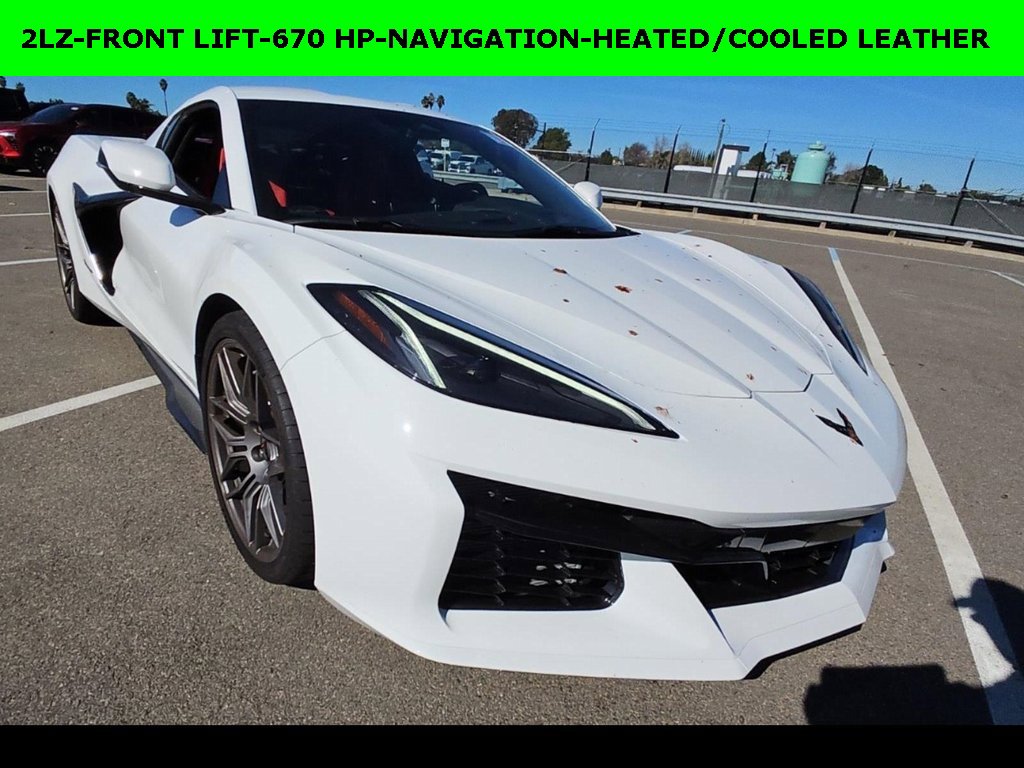 Used 2025 Chevrolet Corvette Z06 w/ Battery Protection Package video 1