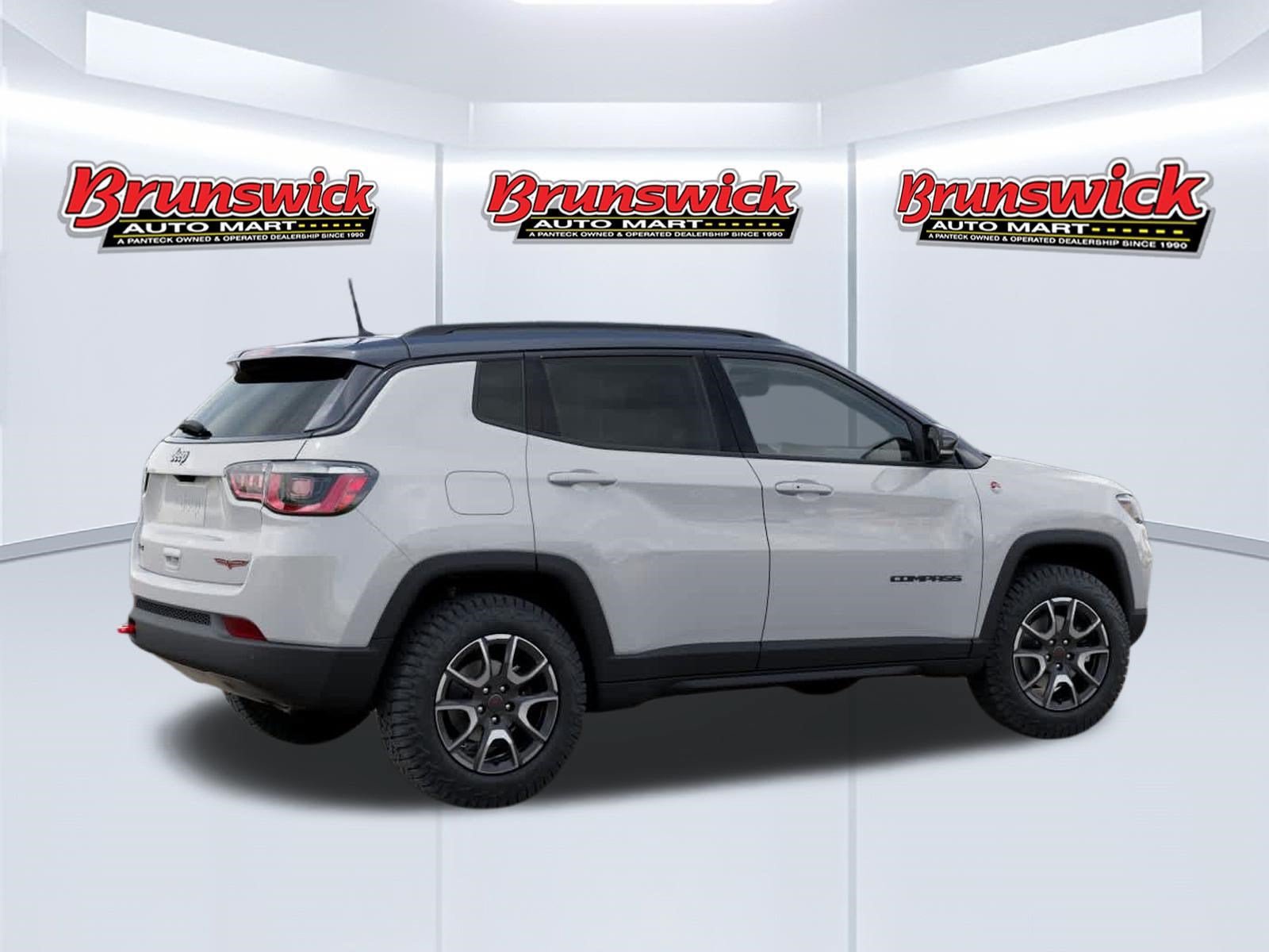 New 2026 Jeep Compass Trailhawk AWD/4WD image 4