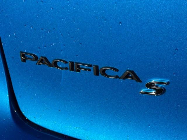 New 2026 Chrysler Pacifica Select image 50