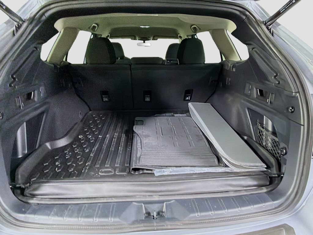 Used 2025 Subaru Outback Premium image 30