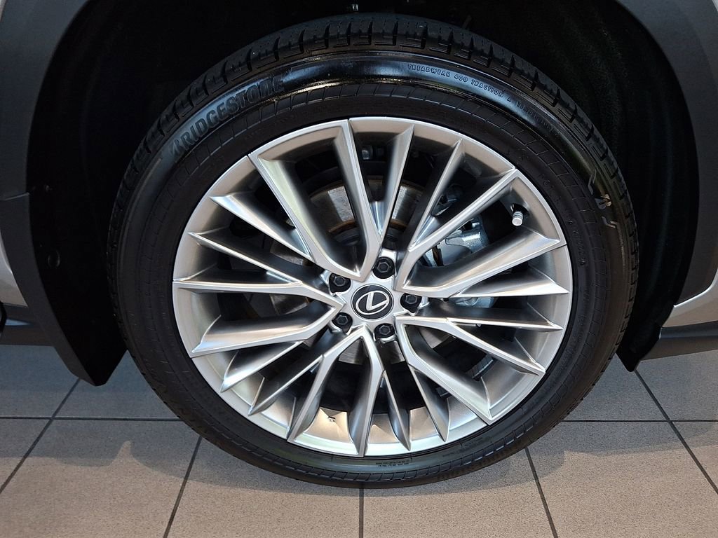 Used 2024 Lexus NX 350 AWD w/ Vision Package image 8
