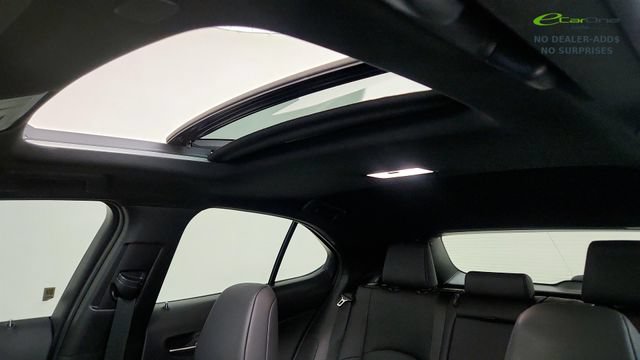 Used 2025 Lexus UX 300h FWD image 69