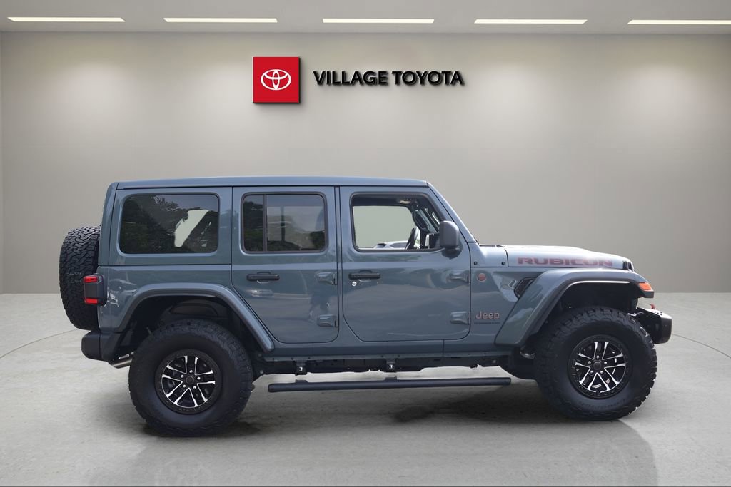 Used 2025 Jeep Wrangler Unlimited Rubicon AWD/4WD image 6